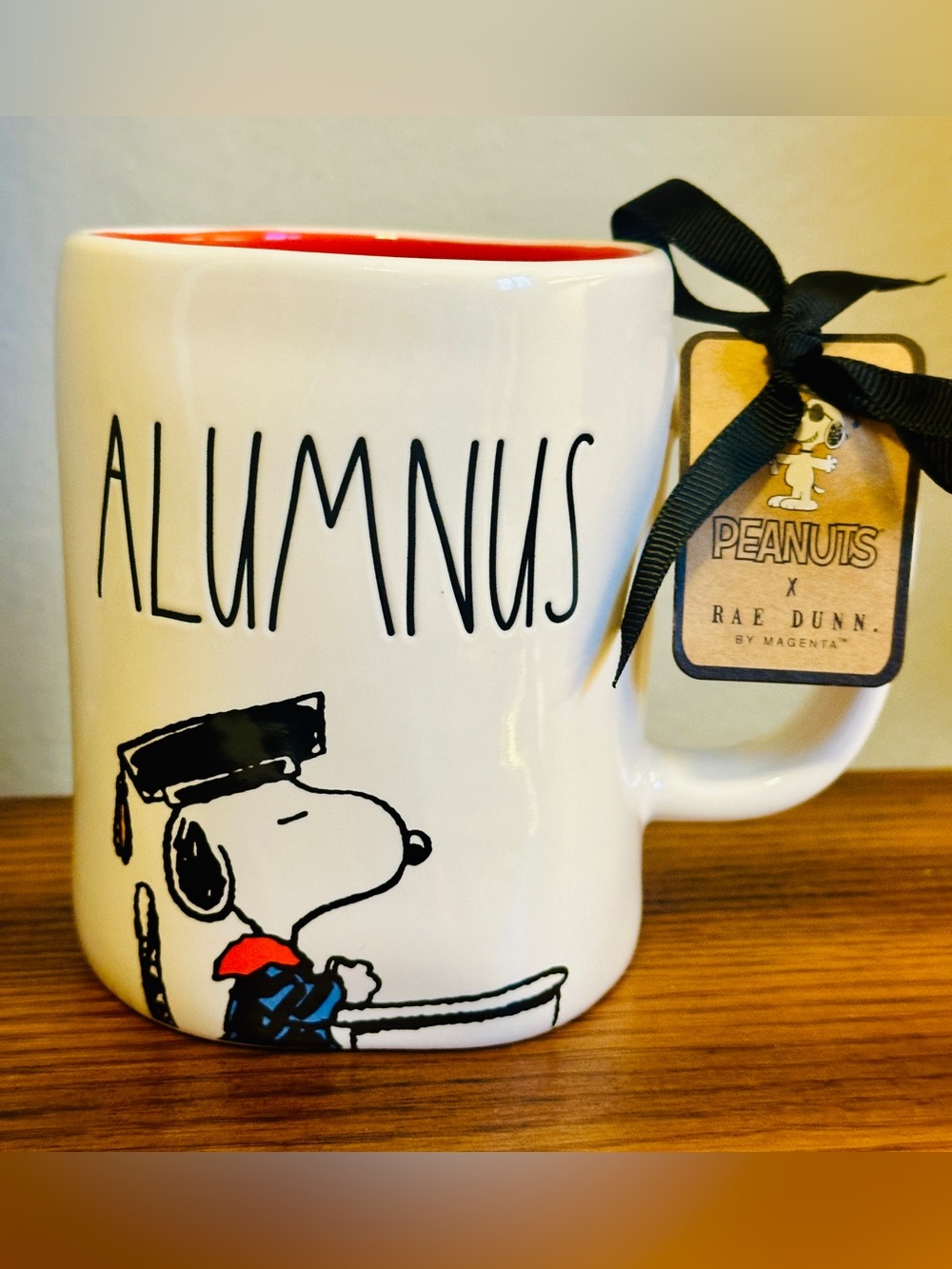 Peanuts Snoopy Alumnus Mug Graduation - White Ceramic Cup, Red Interior NWT 16oz